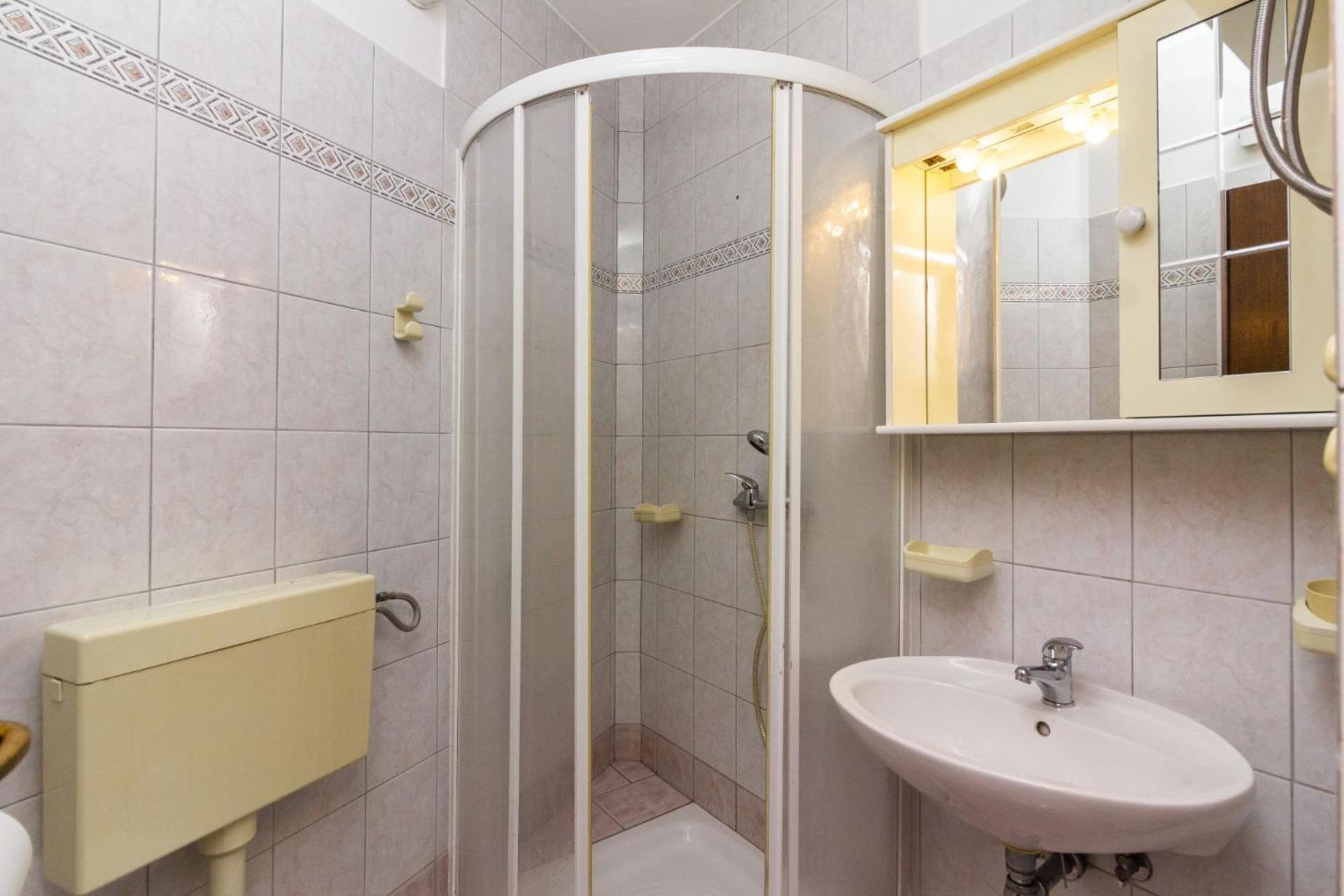 Apartments Mir 法扎纳 外观 照片